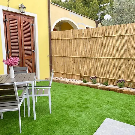 - Martina - Hosts Elisa E Marco Holiday home Castiadas